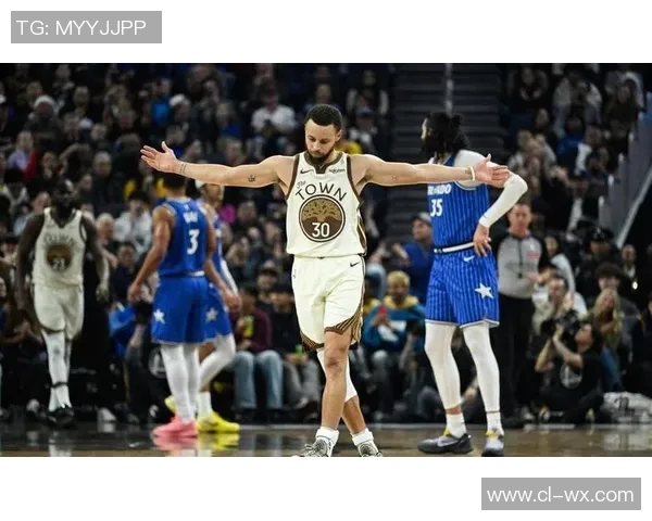 库里三分大赛决赛狂轰20球创纪录荣耀时刻引发全场欢呼